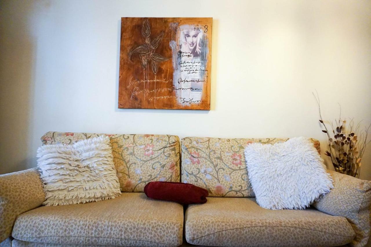 Peaceful & Styled Flat, 2 Bdrms, Wifi, Smart Tv Daire Kavala Dış mekan fotoğraf